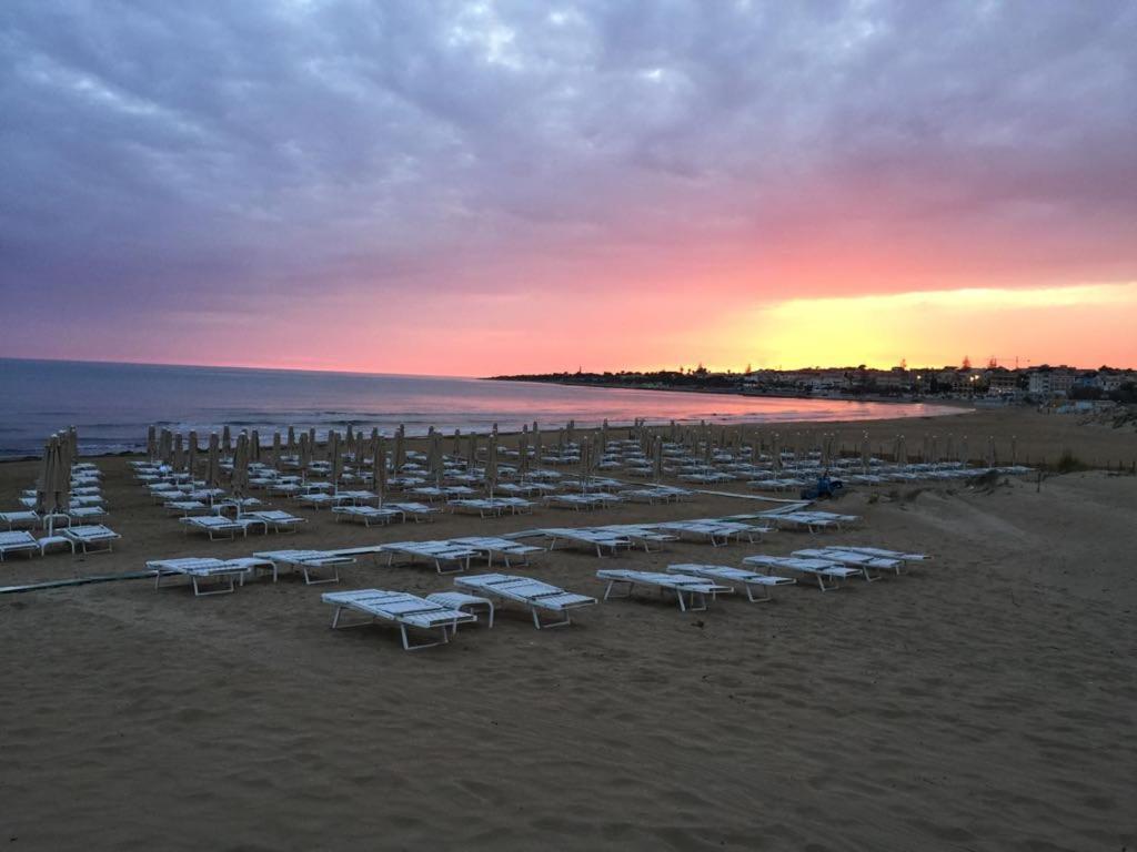 Modica Beach Resort Marina di Modica Esterno foto